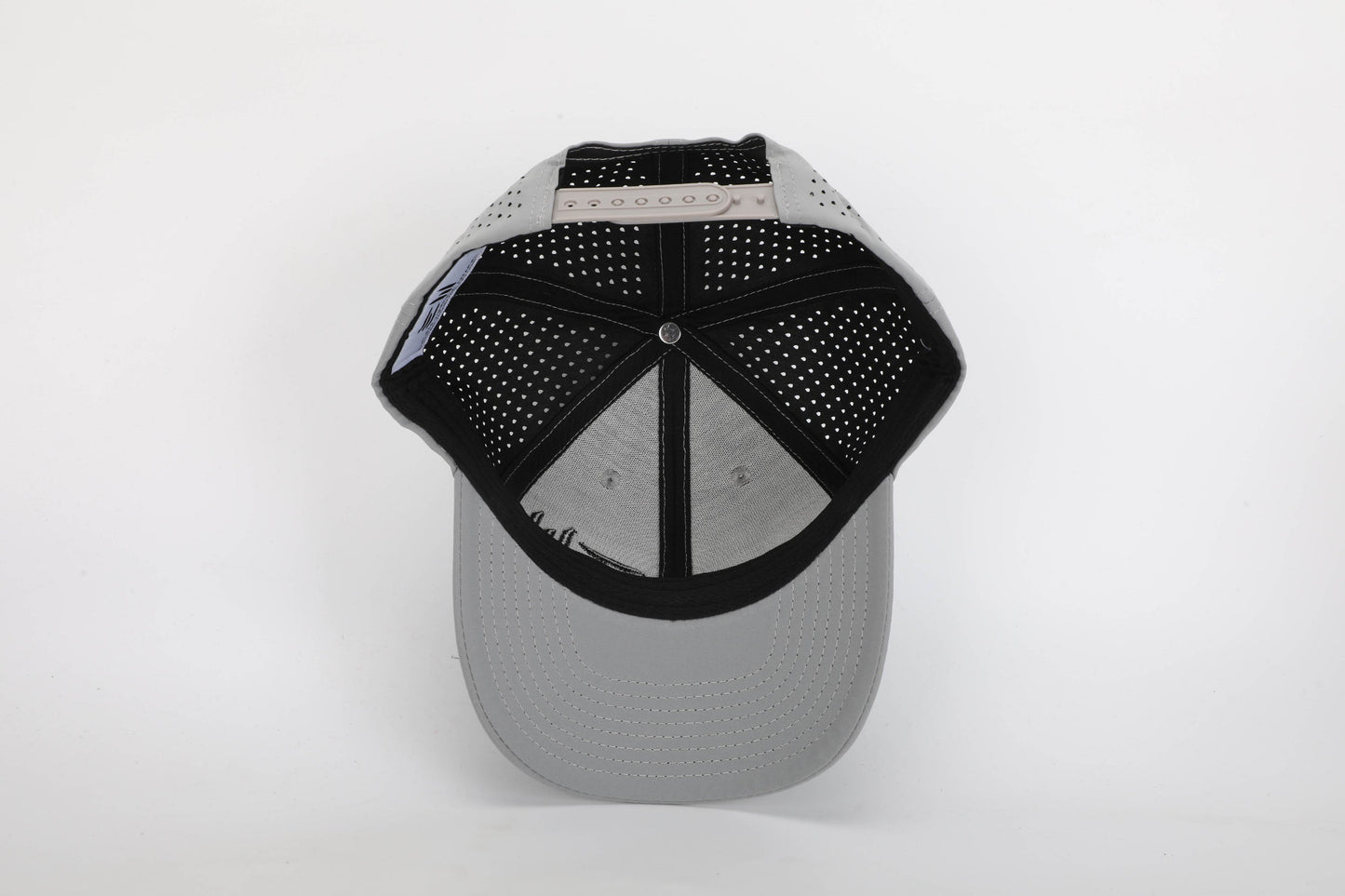 ENDLESS WEEKEND PREMIUM PERFORMANCE HAT